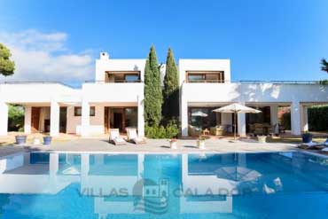 Villa con piscina vallada en Mallorca