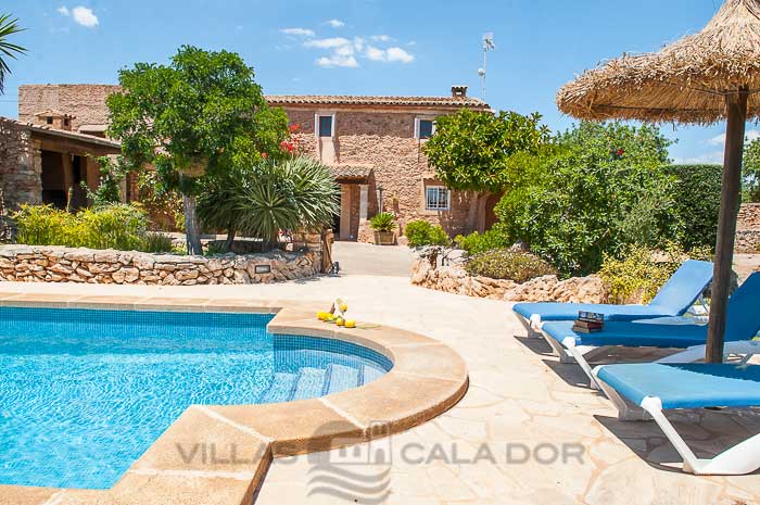 Casa de campo para vacaciones con piscina