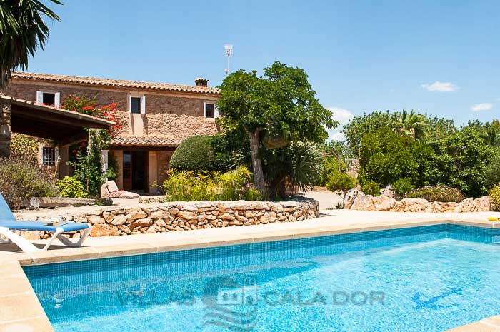 Casa de campo para vacaciones con piscina