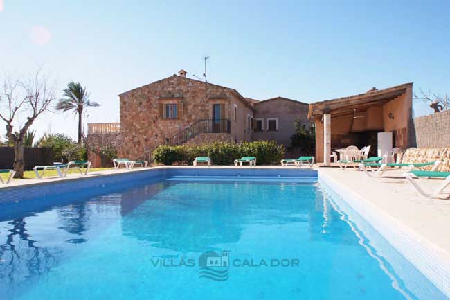 Casa de campo de vacaciones con piscina en alquiler en Mallorca