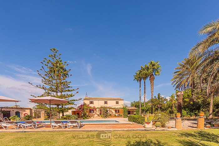 Casa de vacaciones con piscina en alquler