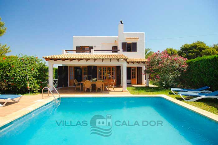 Holiday villa with private pool Mallorca