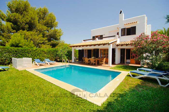 Holiday villa with private pool Mallorca