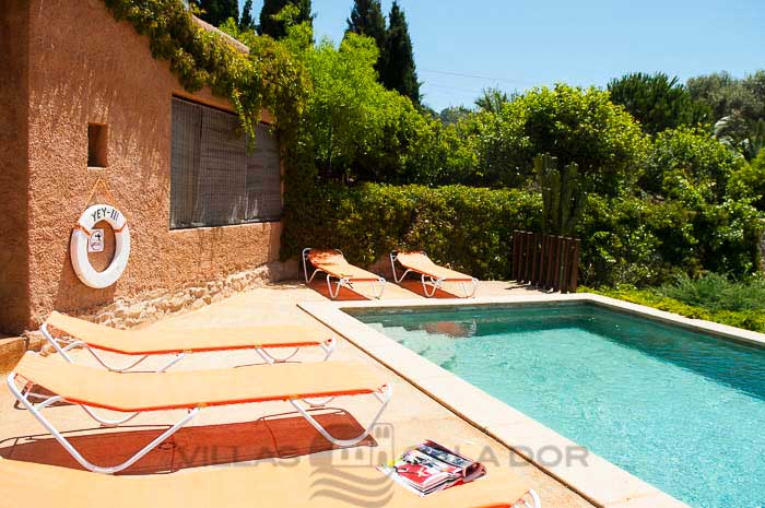 Holiday country house with pool for rent. Majorca