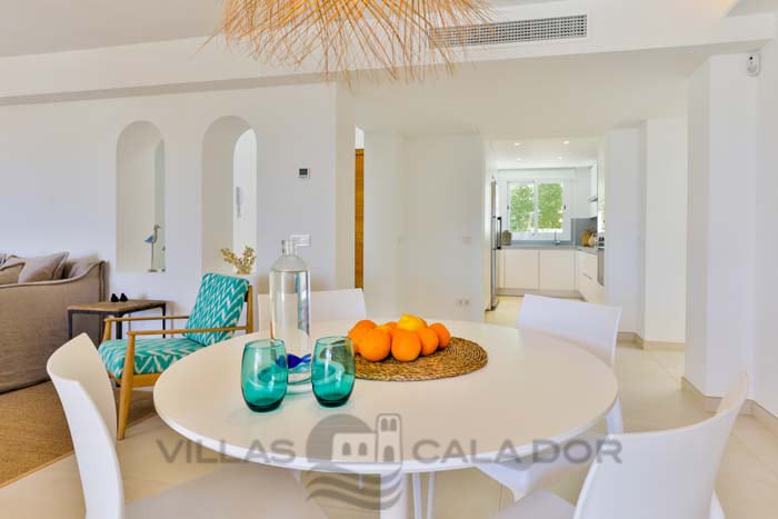 Seafront Holiday Villa Magdala in Cala D'Or, Mallorca