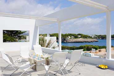 Seafront Holiday villa with private pool Mallorca