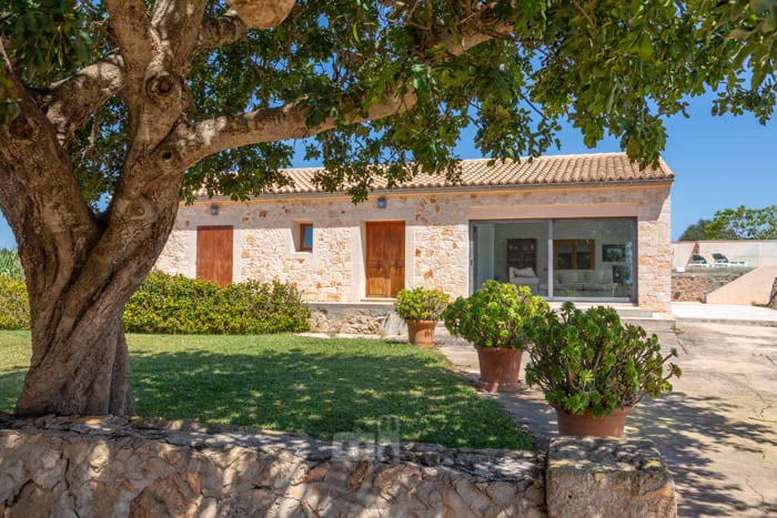 Country house  Salom Verd 2 bedrooms , Es Llombards Santanyi,, Santanyi, Mallorca