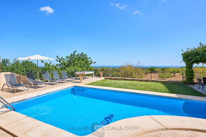 Ferienfinca Garrovers de Shorta, 4 Schlafzimmer in S'Horta, Mallorca