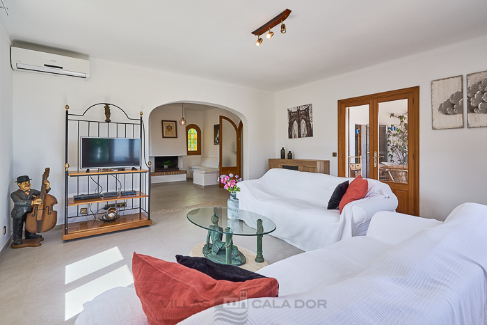 Ferienfinca Garrovers de Shorta, 4 Schlafzimmer in S'Horta, Mallorca