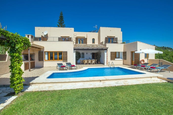 Ferienfinca Garrovers de Shorta, 4 Schlafzimmer in S'Horta, Mallorca