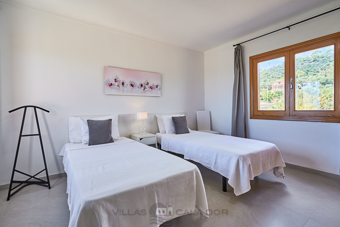 Ferienfinca Garrovers de Shorta, 4 Schlafzimmer in S'Horta, Mallorca