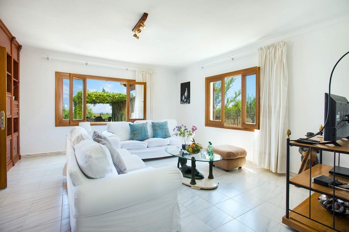 Ferienfinca Garrovers de Shorta, 4 Schlafzimmer in S'Horta, Mallorca