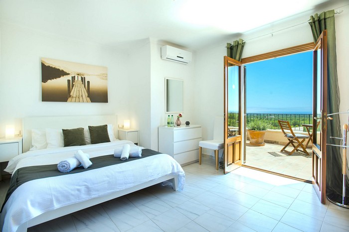 Ferienfinca Garrovers de Shorta, 4 Schlafzimmer in S'Horta, Mallorca