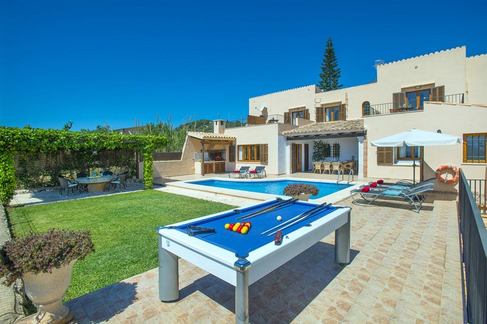 Ferienfinca Garrovers de Shorta, 4 Schlafzimmer in S'Horta, Mallorca