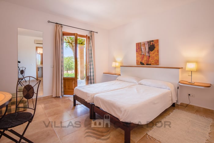 finca  Xemarri, 5 schlafzimmer, 10 Personen, Santanyi,   Mallorca