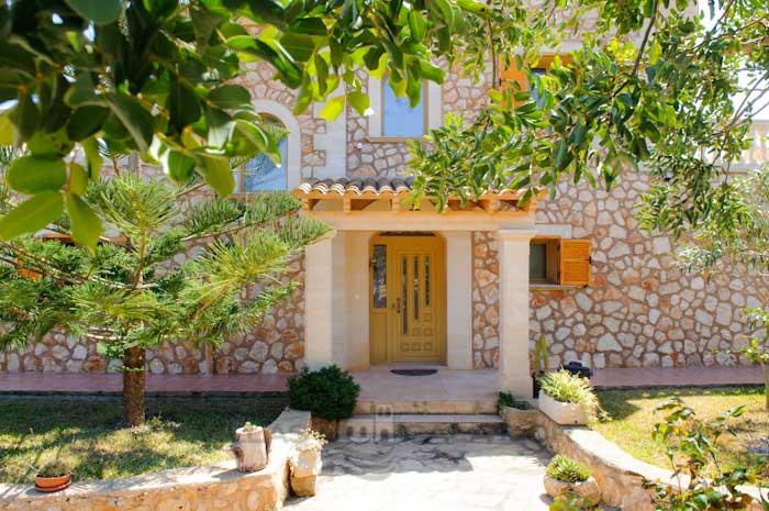 Cullera - Rent a Villa in Majorca with pool 