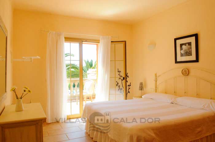 Cullera - Rent a Villa in Majorca with pool 