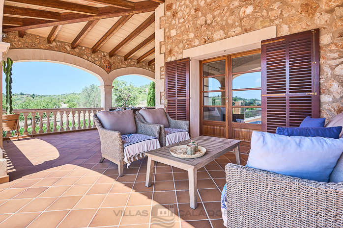 Country house to rent in Majorca with 4 bedrooms