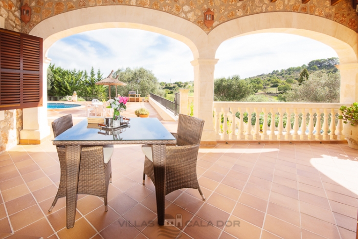 Country house to rent in Majorca with 4 bedrooms