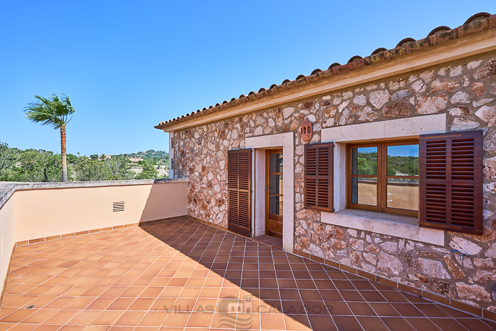 Country house to rent in Majorca with 4 bedrooms