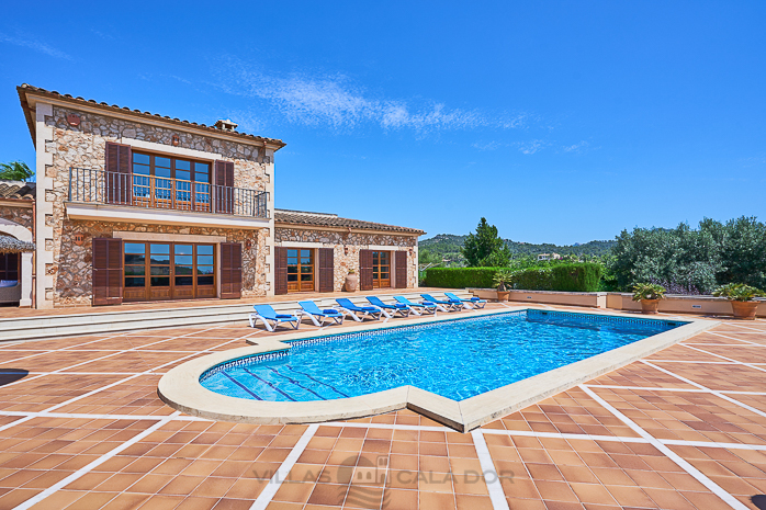 Country house to rent in Majorca with 4 bedrooms