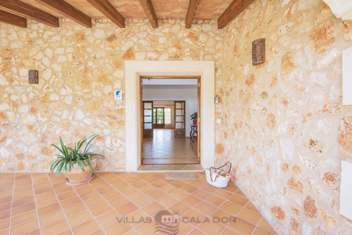 Country house to rent in Majorca with 4 bedrooms