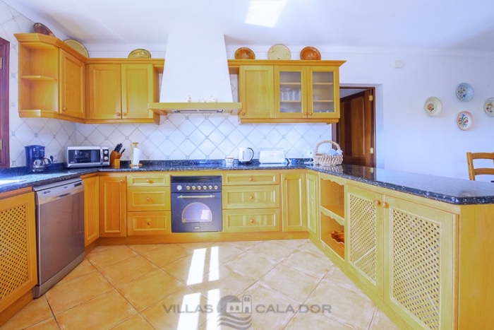 Country house to rent in Majorca with 4 bedrooms