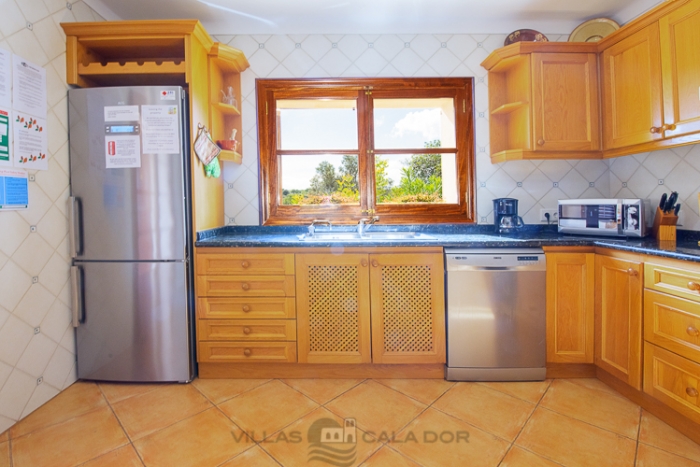 Country house to rent in Majorca with 4 bedrooms