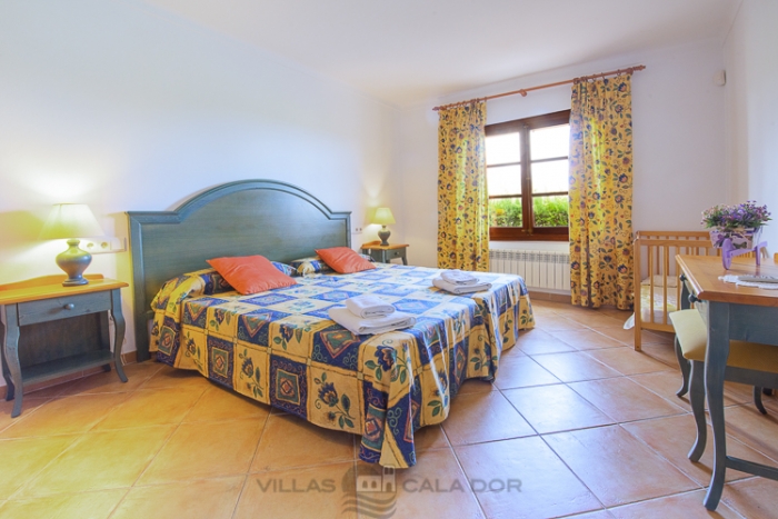 Country house to rent in Majorca with 4 bedrooms