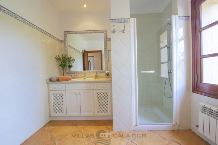 Country house to rent in Majorca with 4 bedrooms
