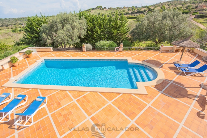 Country house to rent in Majorca with 4 bedrooms