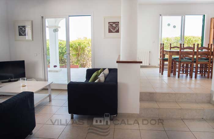 Forti 57- Seafront villa with pool