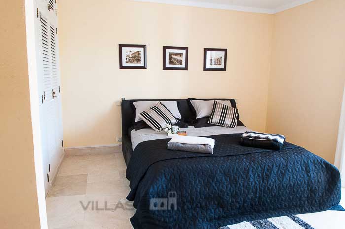 Villa Egos 9 Direkt am Meer Ferienhaus Mallorca
