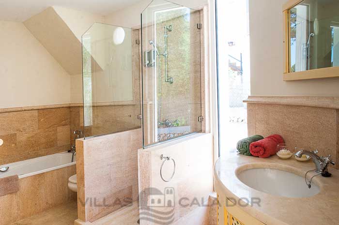Villa Egos 9 Direkt am Meer Ferienhaus Mallorca