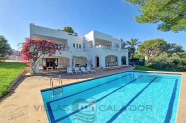 Villa con piscina en Mallorca en alquiler vacacional