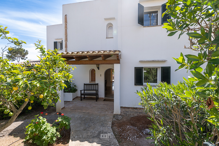 3 bedroom villa for rent in Majorca with pool