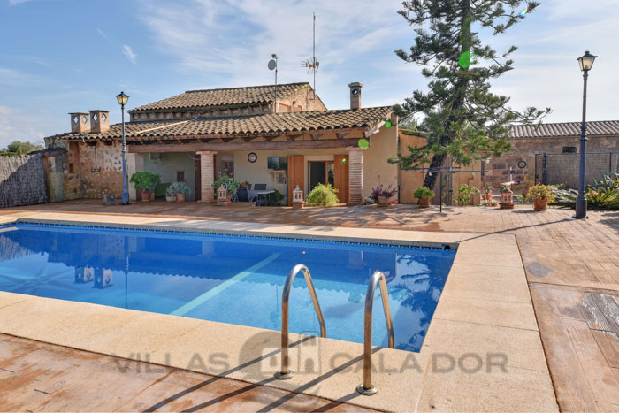 Casa alquiler con piscina - Hort De Sa Barrala