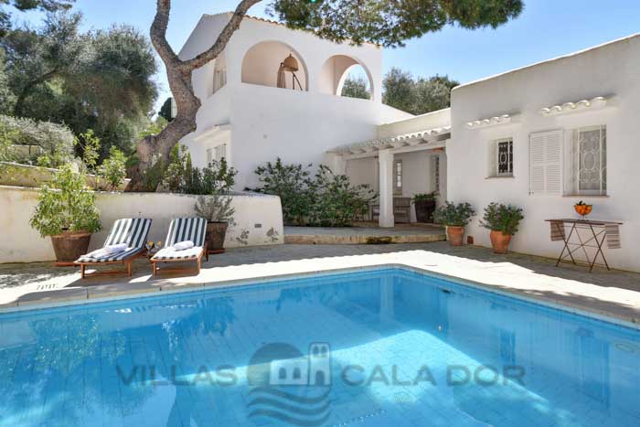 Holiday villa for holidays with direct acces to the sea