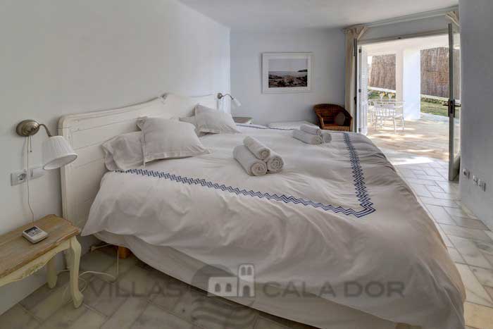 Holiday villa for holidays with direct acces to the sea