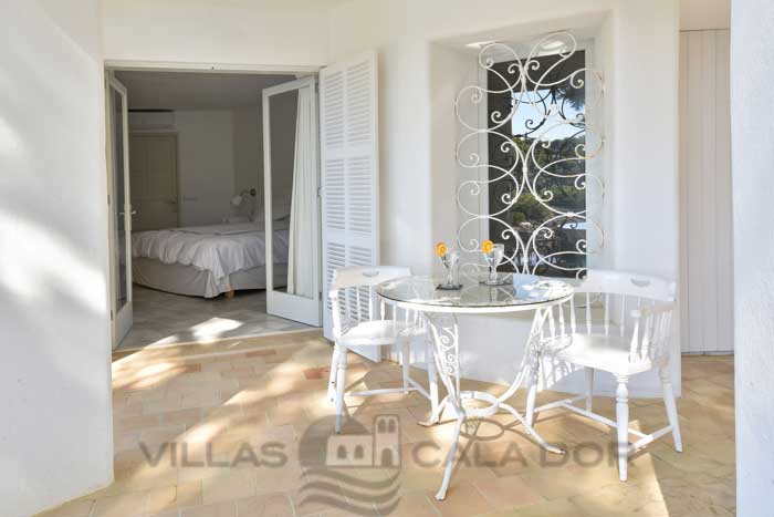 Holiday villa for holidays with direct acces to the sea