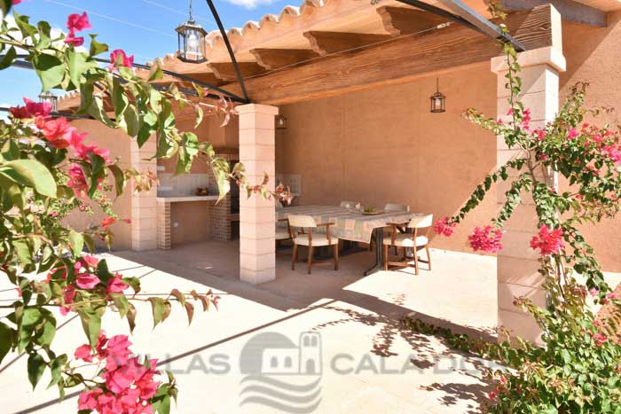 Holiday country house with pool for rent in Mallorca