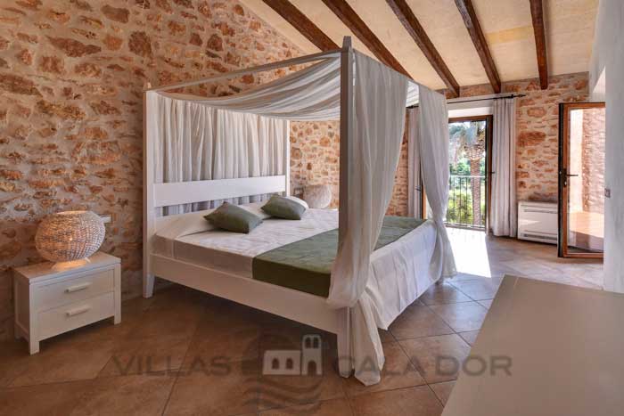 Holiday country house with pool for rent in Mallorca