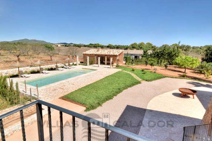 Holiday country house with pool for rent in Mallorca