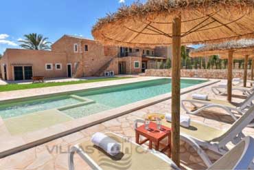 Holiday country house with pool for rent in Mallorca