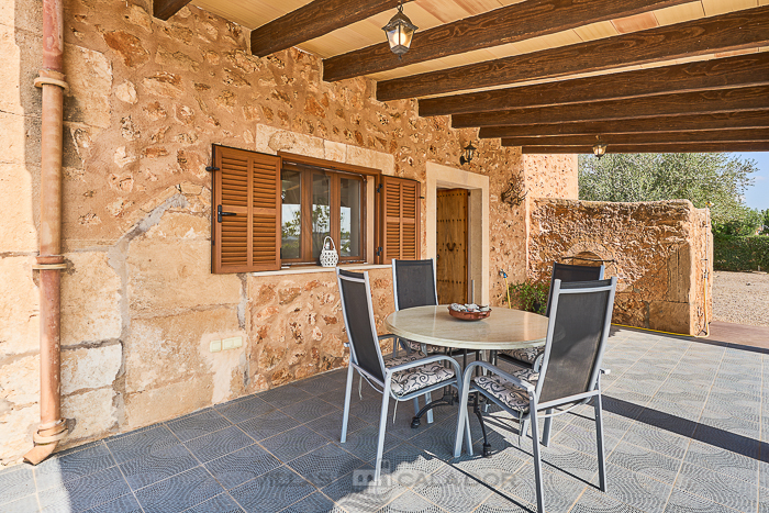 Two bedroom country house to rent in Mallorca