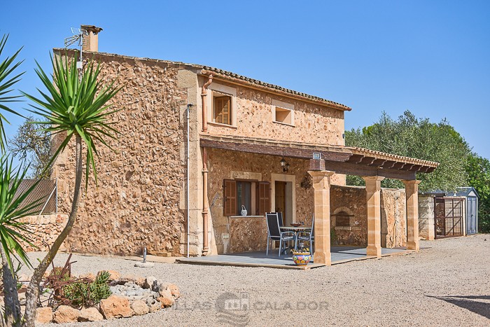 Two bedroom country house to rent in Mallorca