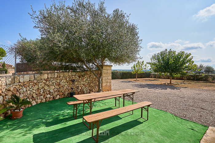 Two bedroom country house to rent in Mallorca