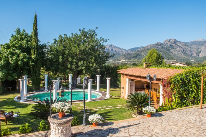 Casa de campo Alzina, 5 dormitorios  para alquilar en  Bunyola, Mallorca 