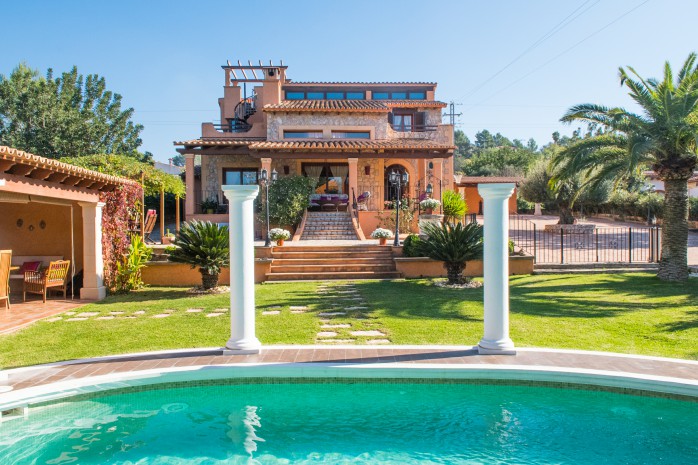 Casa de campo Alzina, 5 dormitorios  para alquilar en  Bunyola, Mallorca 