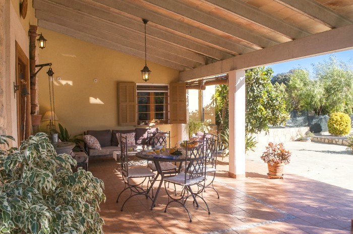 Country house  Sasini to rent in Buger,  Mallorca 3  bedrooms